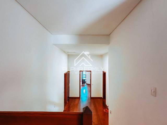 Casa para Venda em Santana de Parnaíba - 5