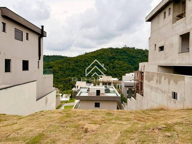 #TO79 - Terreno em condomínio para Venda em Barueri - SP