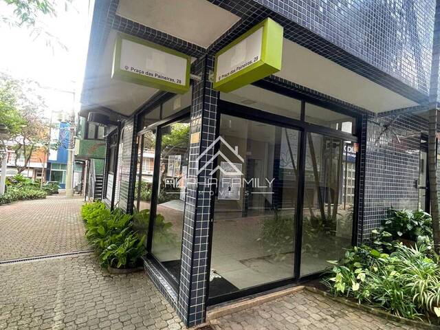 Locação em Condomínio Centro Comercial Alphaville - Barueri