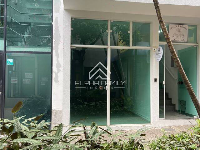 Locação em Condomínio Centro Comercial Alphaville - Barueri